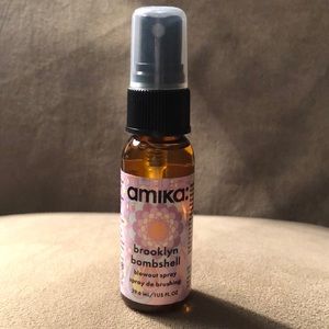 Amika Brooklyn Bombshell Blowout Spray